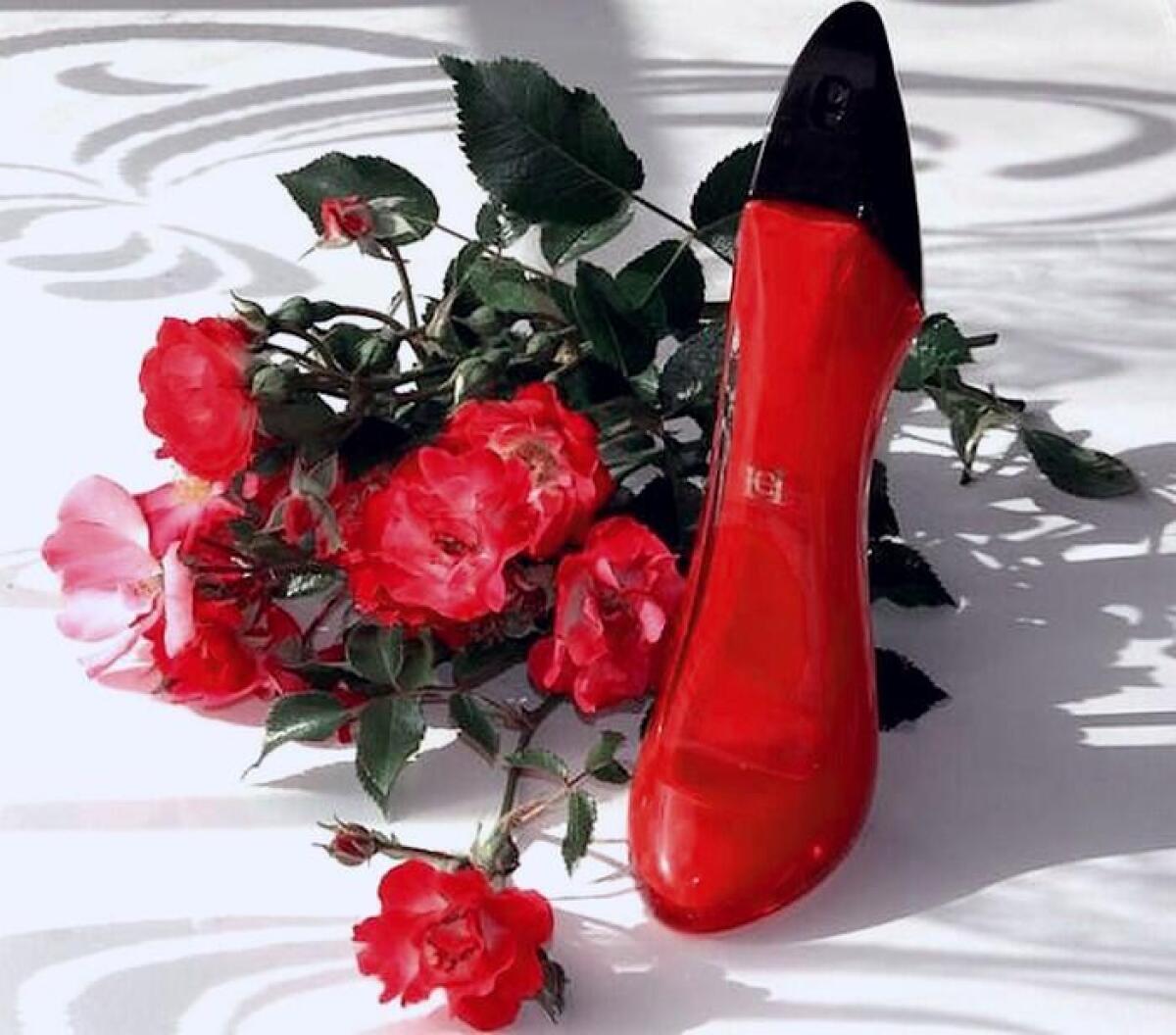 Good Floral & Wedding Decor Supply - عطر كارولينا هيريرا فيري جود جيرل