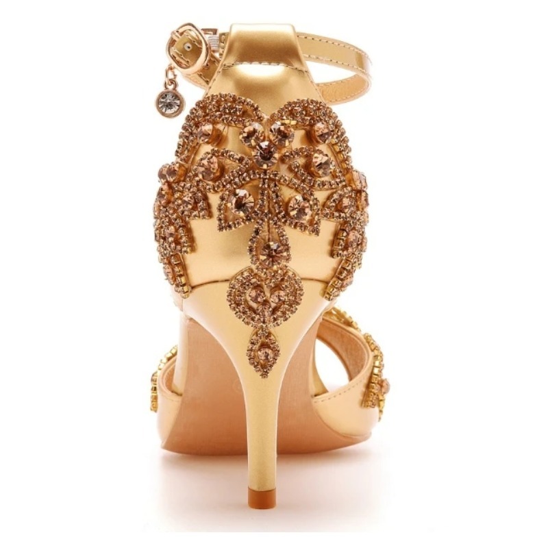 أحذية نسائية فاخرة من تصميم مص - مراجعة Wedding Shop وسعره